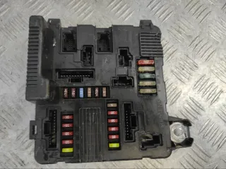 8200306032b Блок предохранителей Renault Scenic 2 Арт 90973, вид 4