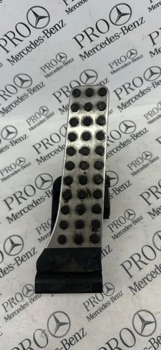 A2043000204 Педаль газа Mercedes C W204 Арт 101357, вид 1