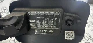 A2047500103,A2045842615 Лючок топливного бака Mercedes C W204 Арт 101348, вид 4
