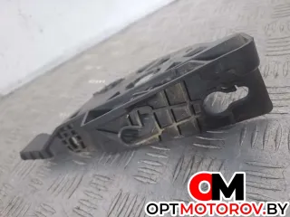 9684021080, 9684022680 кронштейн крепления бампера переднего Peugeot 5008 Арт 30604, вид 3