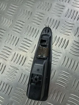  Кнопка стеклоподъемника заднего правого  Citroen C4 1 Арт 97953919, вид 3