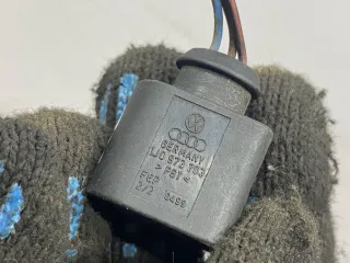 1J0973703 Разъем (фишка) проводки Audi 80 B3 Арт 97959703, вид 4