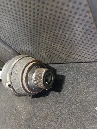 8K0407271Q Полуось передняя правая (приводной вал, шрус) Audi A4 B8 Арт 97959759, вид 5
