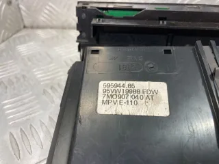 Блок управления печки / климат-контроля Ford Galaxy 1 1999г. 7M0907040AT - Фото 4