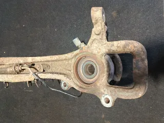  Кулак поворотный передний правый Audi Q7 4L Арт 97961359, вид 6