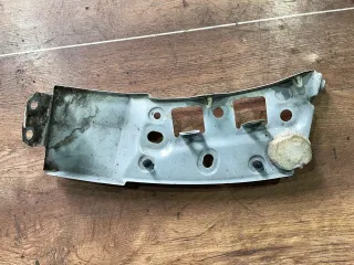 7C0821110 Кронштейн крепления крыла переднего правого Volkswagen Crafter 2 Арт 97962092, вид 3