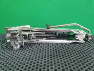8E0 011 031 M Домкрат  Audi A4 B7 Арт 97963654, вид 4