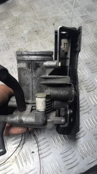 1734719 Дроссельная заслонка BMW 3 E36 Арт 97963816, вид 7
