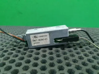 6M2T-18C847-AC Усилитель антенны Ford S-Max 1 Арт 97963873, вид 1