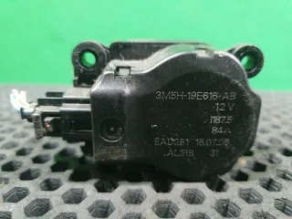 3M5H-19E616-AB Моторчик заслонки печки Ford C-max 2 Арт 97963908, вид 1