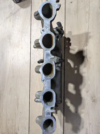 09488033,39304 Коллектор впускной Volvo XC90 1 Арт 034778, вид 3