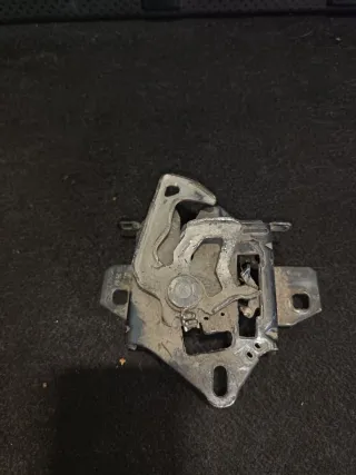 3B0823509K Замок капота Volkswagen Passat B5 Арт 97964044, вид 1