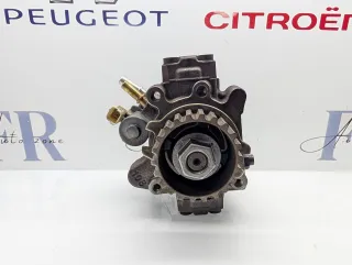 ТНВД Citroen C4 Picasso 1 2013г. 9672605380 - Фото 3