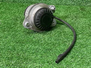 A2222404500 Подушка двигателя Mercedes S W222 Арт 97964260, вид 3