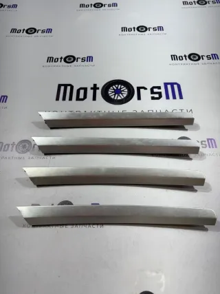 4L0867420 Накладка (молдинг) заднего правого крыла Audi Q7 4L Арт 97966312