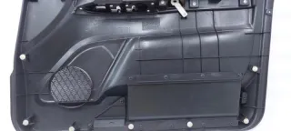 Обшивка двери Mitsubishi Pajero 4 restailing 2 2016г.  - Фото 18