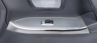 Обшивка двери Mitsubishi Pajero 4 restailing 2 2016г.  - Фото 7
