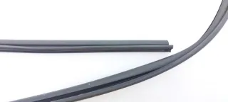 Уплотнитель двери Mitsubishi Pajero 4 restailing 2 2016г. 5725A114 - Фото 5