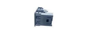 Разъем USB Mitsubishi Pajero 4 restailing 2 2016г.  - Фото 3