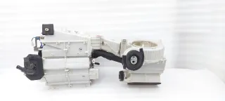 7801A928, 7801A973, 7801B225 корпус печки Mitsubishi Pajero 4 restailing 2 Арт SZ66764, вид 18