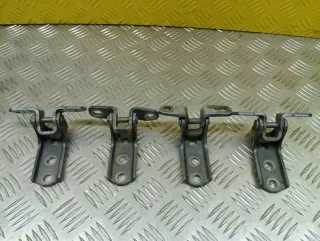 5702A161, 5702A162 Петля двери Mitsubishi Pajero Sport 3 Арт 203604, вид 3