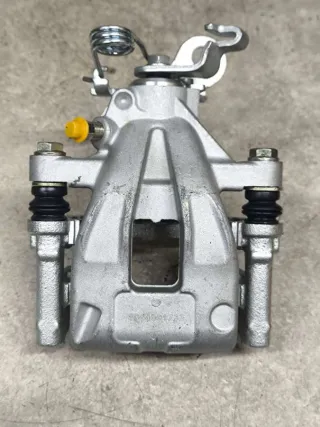 0204Y06006,1064001722 Суппорт задний левый Geely Emgrand EC 7 Арт 29188, вид 6