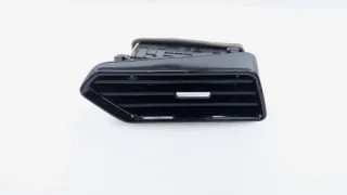 660001518 Дефлектор воздушный Geely Tugella Арт ST229802