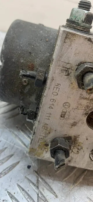 8E0614111AB,0265216559,0273004281 Блок ABS Volkswagen Passat B5 Арт 25448, вид 4