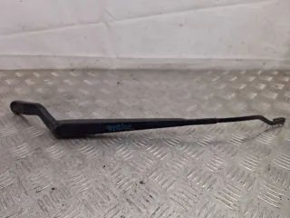 2S6117526AC Щеткодержатель (поводок стеклоочистителя, дворник) Ford Fiesta 5 Арт 25359, вид 1