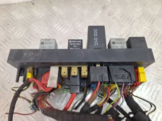 443941822A Блок предохранителей Audi 80 B3 Арт 25343, вид 4