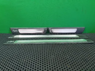 8K0 853 373, 8K0 853 376, 8K0 853 375, 8K0 853 374 Накладка на порог внутренняя (комплект) Audi A4 B8 Арт 97970951, вид 1