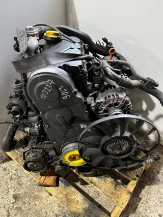 AVB Двигатель Audi A4 B6 Арт 97970948, вид 1