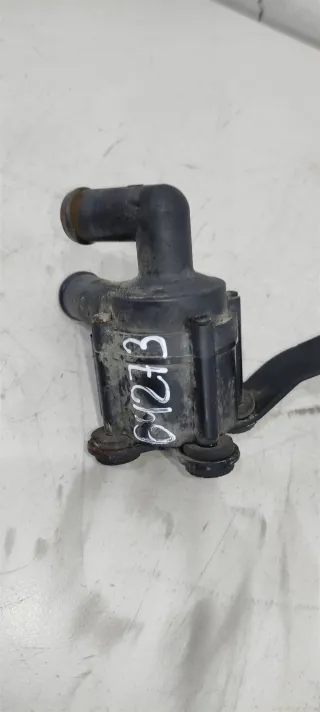7E0965561F,, CFF, CJCB, CBAA, CBAB, CBBB, CBDC, CBAC Насос антифриза дополнительный Volkswagen Passat B7 Арт 64273, вид 1