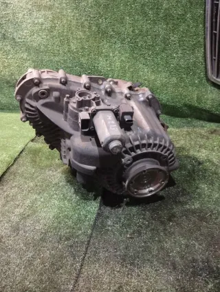 8451227091 Раздаточная коробка Land Rover Discovery 3 Арт 97972203, вид 3