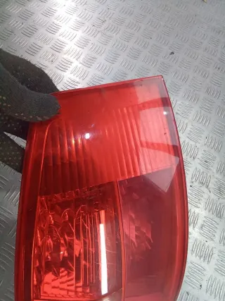 4E0945096C Фонарь задний правый Audi A8 D3 (S8) Арт 97972573, вид 27