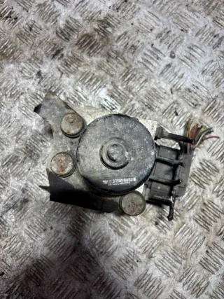  Блок АБС (ABS) Ford Focus 1 Арт 97972663