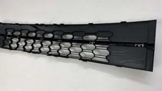5E0853677K9B9 Заглушка (решетка) в бампер Skoda Octavia A7 Арт 5268_2, вид 2