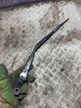  Щеткодержатель задний Nissan Almera N15 Арт 97975448, вид 1