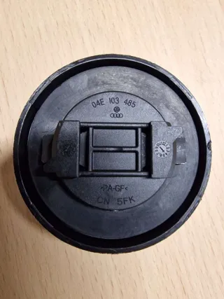 04E103485B, 04E103485C, 04E103485A Крышка масляного стакана Volkswagen Jetta 6 Арт 8937, вид 2