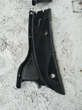 Решетка стеклоочистителя (Дождевик) Renault Scenic 1 1998г.  - Фото 2