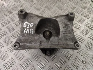 8E0399115S Подушка крепления кпп Audi A4 B7 Арт 97981471