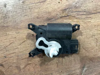 A21101800 Моторчик заслонки печки Renault Master 3 Арт 97982765, вид 2