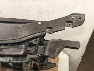 1T0805588 Панель передняя (телевизор) Volkswagen Touran 1 Арт 97984325, вид 9