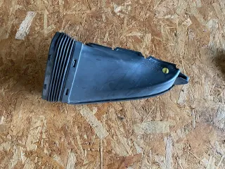 4G0129624D Воздухозаборник Audi A7 1 (S7,RS7) Арт 97990241