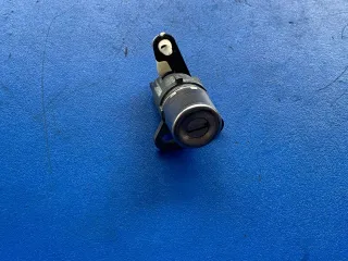  Личинка дверного замка Jeep Grand Cherokee IV (WK2) Арт 97996072