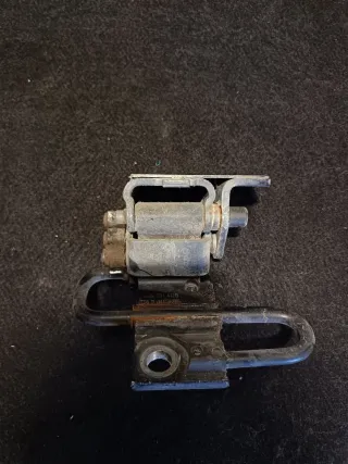 8E0831412B Петля двери передней правой Audi A6 C6 (S6,RS6) Арт 97997548, вид 1