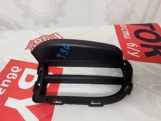 Заглушка (решетка) в бампер передний MINI Cooper F56,F55 2018г. 51117365142, 7365142 - Фото 2