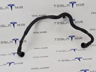 1472610-00 Трубка охлаждающей жидкости пластиковая Tesla model S Арт 33392, вид 1