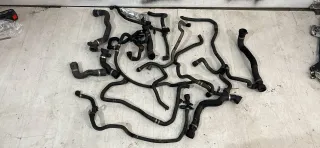8513834,8514220,851422005,9253001,925300102,8514218,851421803,8517969,851796902,9289780,928978002,8570662,857066304,8578987,857898701,7811987,781198705,7531977,7823890,782389004,7811986,781198604,6852875,685287501,7823892,782389205 Патрубок (трубопровод, шланг) BMW X5 F15 Арт 1334172407, вид 1