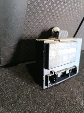 4F0959794A Блок управления двери задней правой Audi A6 C6 (S6,RS6) Арт 98003728, вид 3